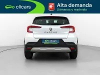 Usado Renault Captur Intens 101 CV (74 kW) 2022 Blanco SUV