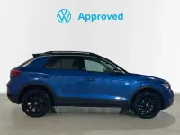 Usado VW T-Roc 110 CV (80 kW) 2024 Rojo SUV