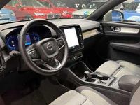 Usado Volvo XC40 Core 2024 Verde SUV