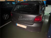 Usado VW Polo Advance 90 CV (66 kW) 2011 Gris / plata Berlina