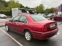 Usado Rover 400 105 CV (77 kW) 1998 Granate Berlina