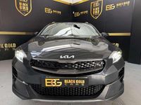 Usado Kia XCeed 141 CV (103 kW) 2022 Gris / plata SUV