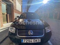 Usado VW Passat Comfortline 100 CV (73 kW) 2002 Negro Berlina