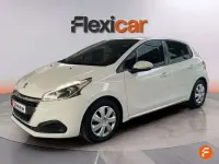 Usado Peugeot 208 Active 101 CV (74 kW) 2019 Blanco Utilitario