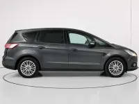 Usado Ford S-MAX Trend 120 CV (88 kW) 2016 Gris Monovolumen