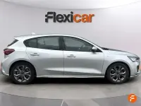 Usado Ford Focus ST-Line 125 CV (91 kW) 2023 Gris