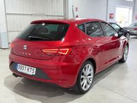 Usado Seat Leon FR 150 CV (110 kW) 2019 Granate Berlina