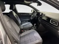 Usado VW T-Roc R-line 150 CV (110 kW) 2023 Gris plata SUV
