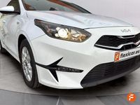 Usado Kia Ceed 136 CV (100 kW) 2023 Blanco Utilitario
