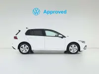 Usado VW Golf VIII Life 116 CV (85 kW) 2024 Blanco Utilitario