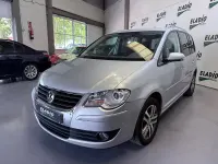 Usado VW Touran Highline 140 CV (102 kW) 2008 Gris / plata Monovolumen