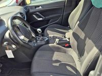 Usado Peugeot 308 SW Style 130 CV (95 kW) 2017 Gris / plata Familiar