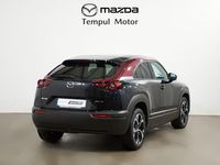 Usado Mazda MX30 Edition 170 CV (125 kW) 2023 Maroon rouge 2tone SUV