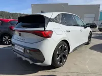 Usado Cupra Born e-Boost 169 kW (231 CV) 2023 Blanco Utilitario
