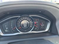 Usado Volvo XC60 R-Design Momentum 136 CV (100 kW) 2013 Blanco SUV