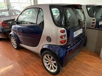 Usado Smart ForTwo Coupé Passion 61 CV (44 kW) 2004 Azul Coupe