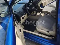 Usado VW New Beetle 102 CV (75 kW) 2004 Azul Utilitario