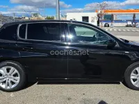 Usado Peugeot 308 Style 130 CV (95 kW) 2016 Negro Berlina