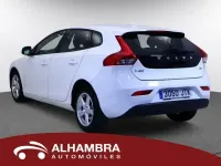 Usado Volvo V40 Kinetic 120 CV (88 kW) 2017 Blanco Berlina