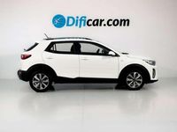 Usado Kia Stonic 84 CV (61 kW) 2022 Blanco SUV