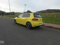 Usado VW Golf VI Sport 105 CV (77 kW) 2009 Amarillo Utilitario
