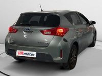 Usado Toyota Auris Hybrid 136 CV (100 kW) 2015 Gris Utilitario