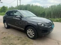 Usado VW Touareg 240 CV (176 kW) 2011 Negro SUV