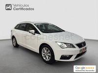 Usado Seat Leon Style 115 CV (84 kW) 2019 Blanco Familiar