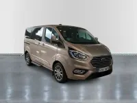 Usado Ford Tourneo Custom Titanium X 170 CV (125 kW) 2023 Plata luna Van