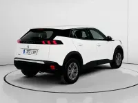 Usado Peugeot 2008 Active 110 CV (80 kW) 2021 Blanco SUV