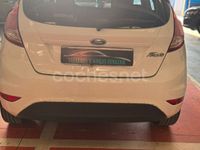 Usado Ford Fiesta Trend 75 CV (55 kW) 2017 Blanco Utilitario