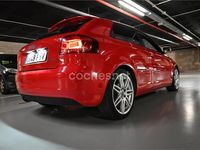 Usado Audi A3 Ambition 140 CV (102 kW) 2007 Rojo Utilitario