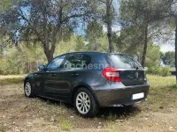 Usado BMW 118 122 CV (89 kW) 2007 Gris / plata Utilitario