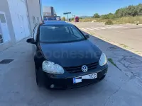 Usado VW Golf IV 100 CV (73 kW) 2005 Negro Familiar