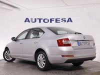 Usado Skoda Octavia Ambition 105 CV (77 kW) 2015 Plata Utilitario
