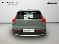 Usado Volvo XC40 Core 163 CV (119 kW) 2025 Verde SUV