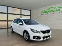 Usado Peugeot 308 Active 130 CV (95 kW) 2021 Blanco