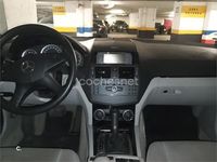 Usado Mercedes C220 Elegance 170 CV (125 kW) 2010 Negro Berlina