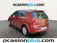 Usado Seat Altea Style 125 CV (91 kW) 2010 Rojo Monovolumen