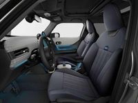 Usado Mini Cooper Essential 114 kW (156 CV) 2025 Plateado Utilitario