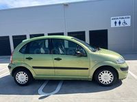 Usado Citroën C3 Furio 61 CV (44 kW) 2006 Beige Berlina