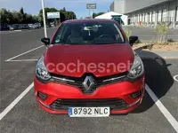 Usado Renault Clio IV LIMITED 76 CV (55 kW) 2019 Rojo Berlina