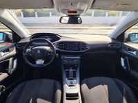 Usado Peugeot 308 Active 131 CV (96 kW) 2021 Gris Utilitario