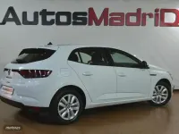Usado Renault Mégane II Intens 140 CV (102 kW) 2022 Blanco Berlina