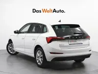 Usado Skoda Scala 110 CV (80 kW) 2022 Blanco Utilitario