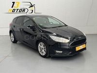 Usado Ford Focus Sport 125 CV (91 kW) 2015 Negro Berlina