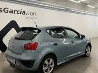 Usado Seat Ibiza Sport 100 CV (73 kW) 2010 Verde Berlina