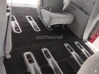 Usado Kia Carnival EX 150 CV (110 kW) 2005 Rojo Monovolumen