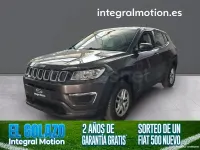 Usado Jeep Compass Longitude 140 CV (102 kW) 2018 Gris / plata SUV