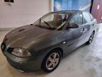 Usado Seat Cordoba Stella 75 CV (55 kW) 2003 Verde Utilitario